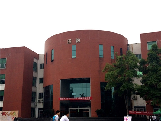 校園導(dǎo)視系統(tǒng),你的校園引路人! 校園導(dǎo)視系統(tǒng),你的校園引路人!